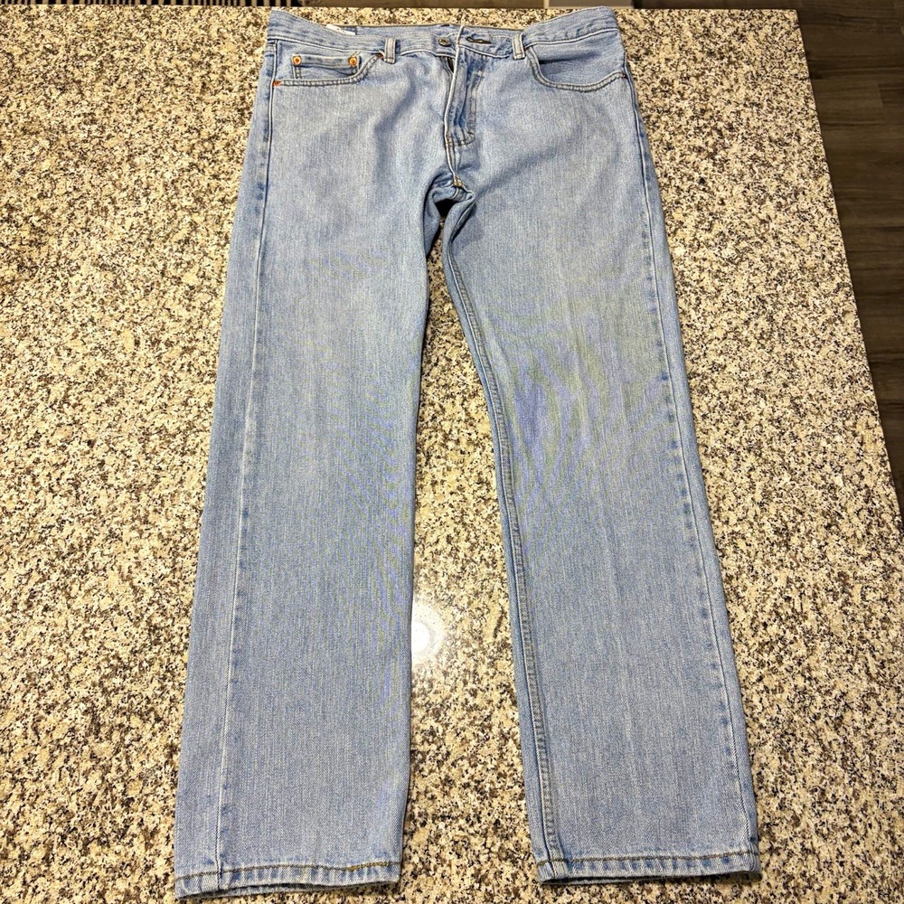 Levi's 505 Regular Fit Straight Leg Jeans Men Size 33x30 Light Wash 100% Cotton